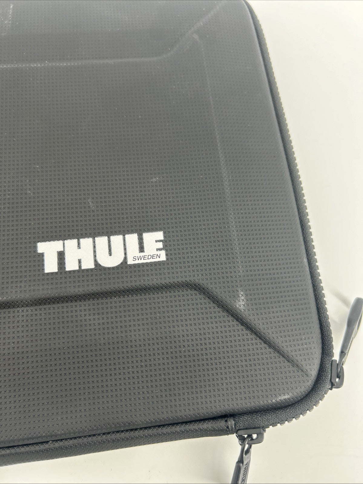 Thule - Gauntlet Laptop Sleeve Laptop Case for 14” Apple MacBook Pro, 13” Apple