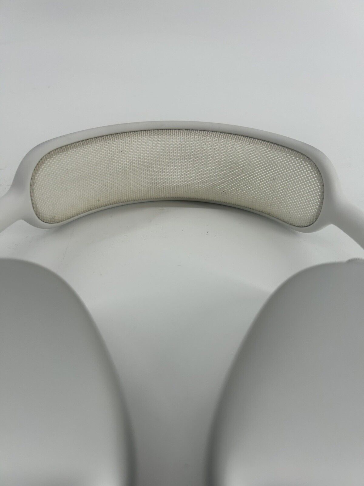 Apple AirPods Max Silver Over Ear Headphones -