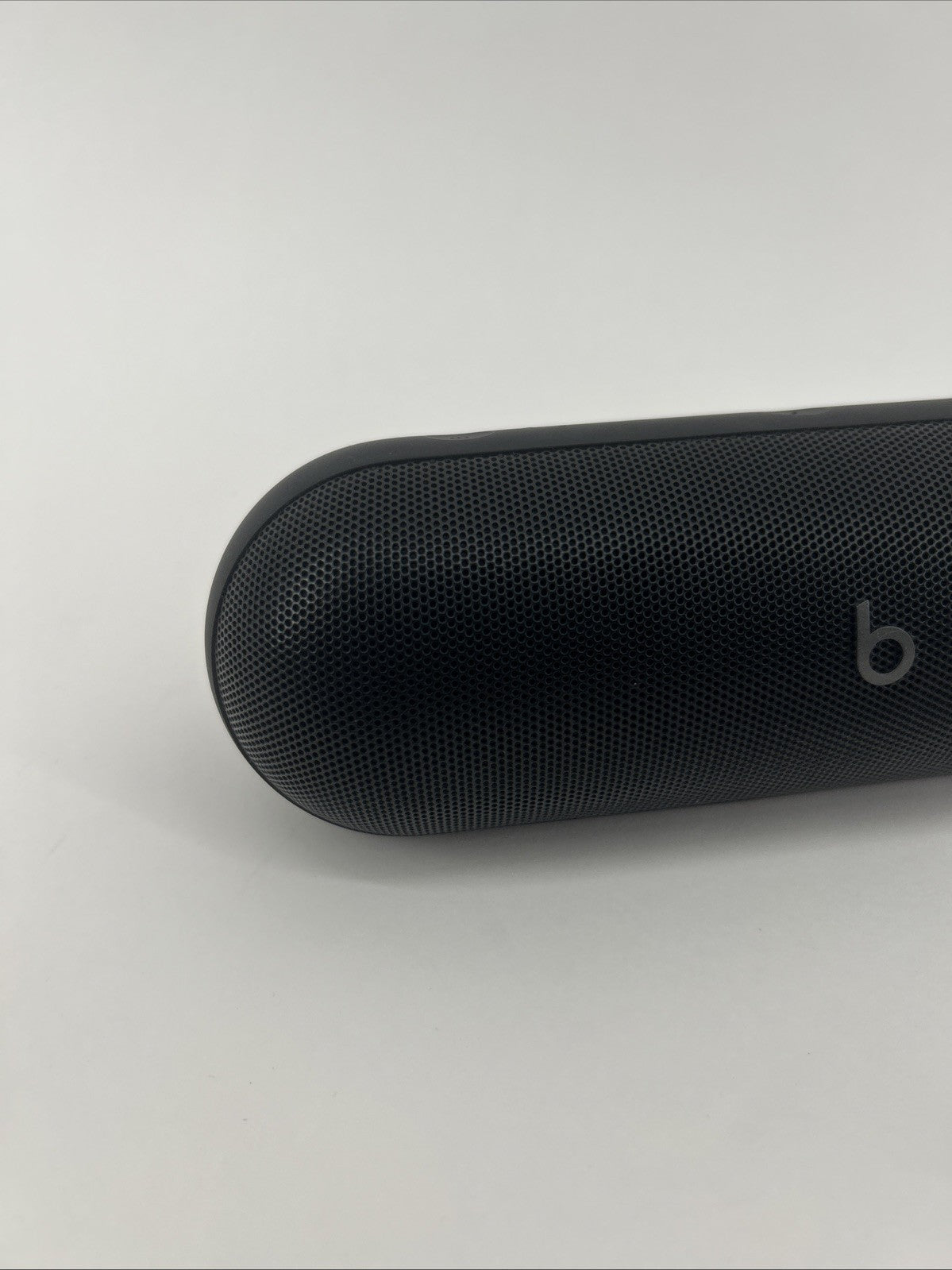 Beats Pill Portable Bluetooth Speaker - Black