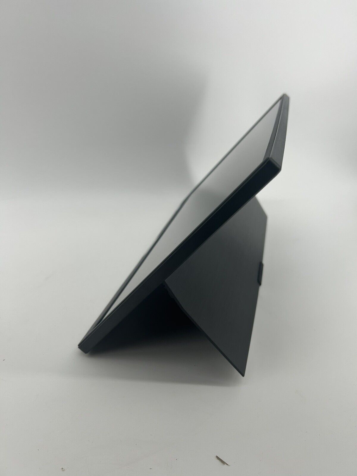 ASUS MB16ACV 15.6 in Zenscreen Wide LCD Monitor - Black