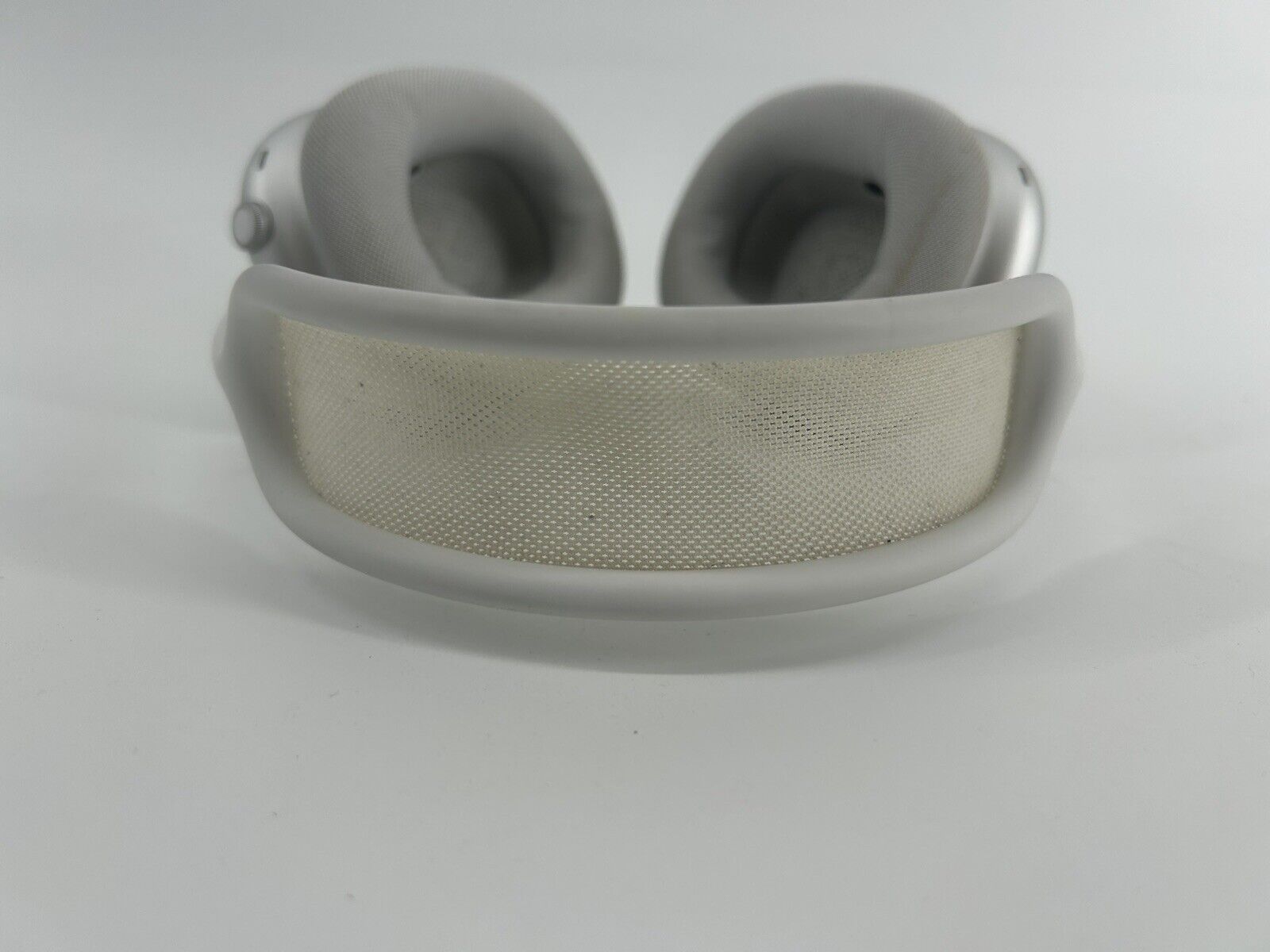 Apple AirPods Max Silver Over Ear Headphones -