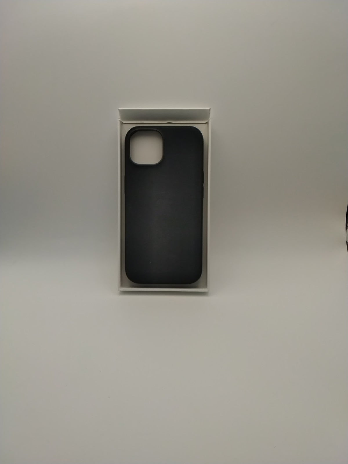 Apple FineWoven Case with MagSafe for iPhone 15 - Black