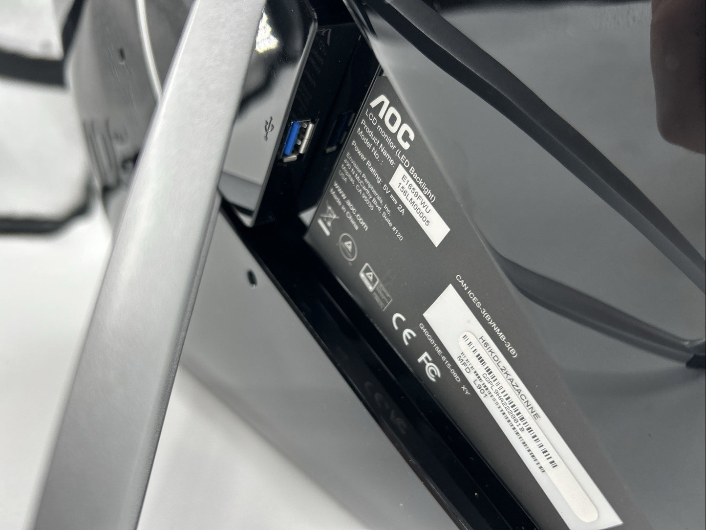 Portable AOC e1659Fwu 15.6 Monitor - Ultra Slim, USB 3.0, 1366x768 Resolution