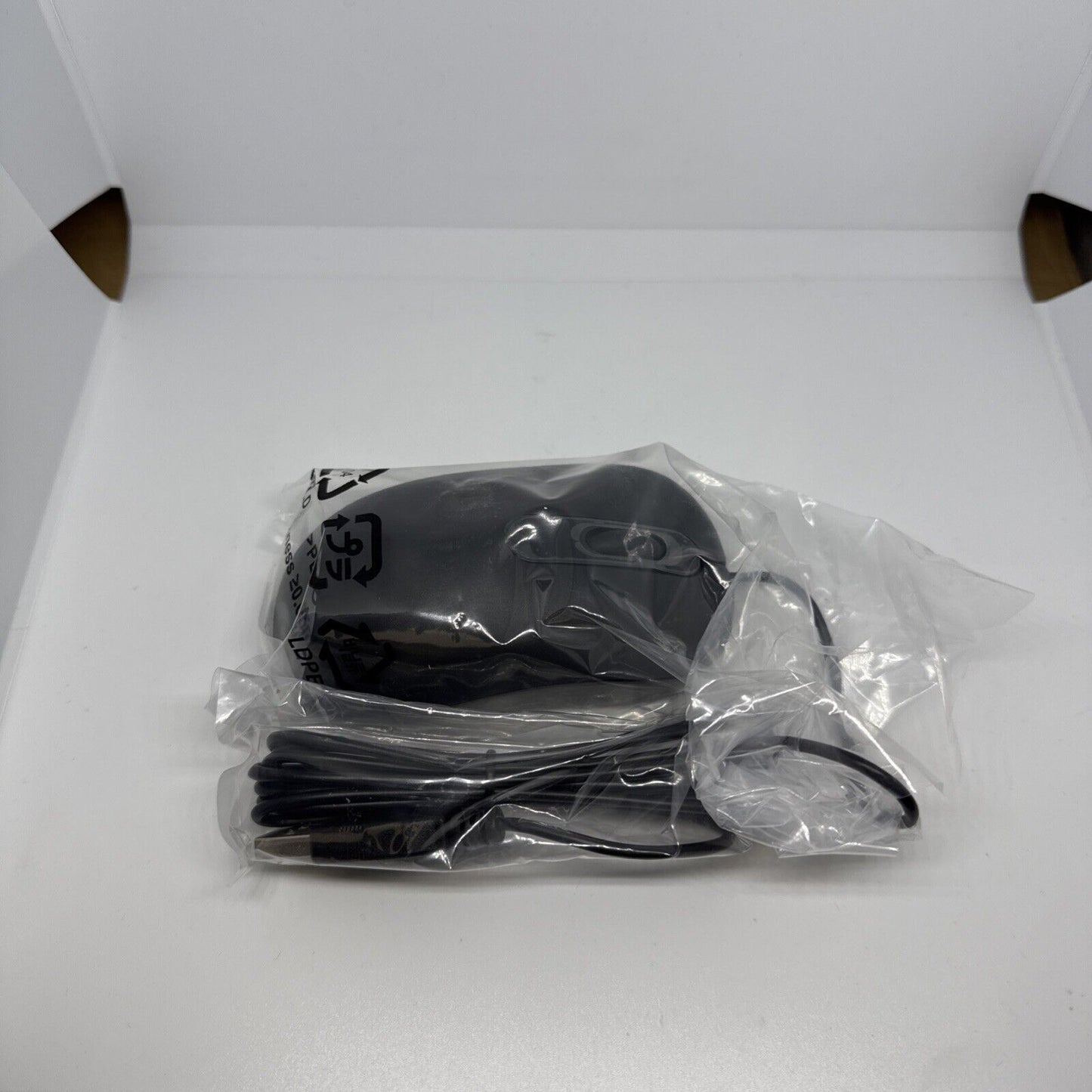 Lenovo 100 USB-A Wired Mouse