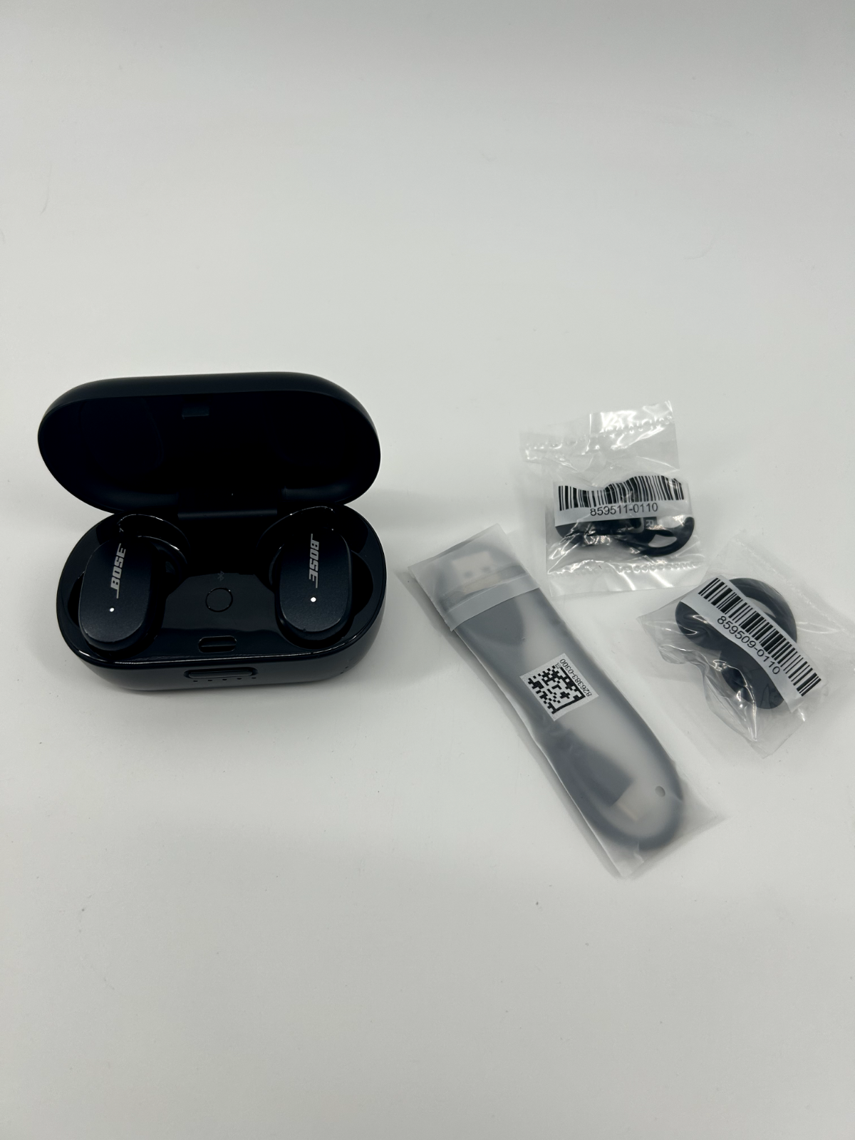 Bose QuietComfort In Ear Wireless Headphones - Triple Black (831262-0010)