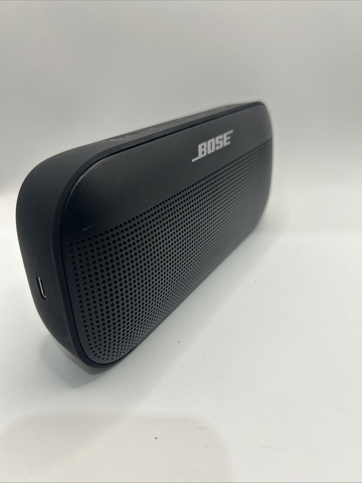 SoundLink Flex Bluetooth Portable Speaker - Black - Used - Great