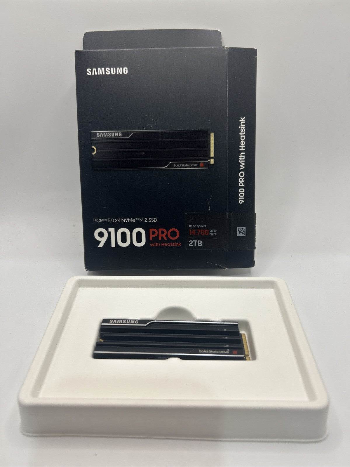 SAMSUNG SSD 9100 PRO with Heatsink 2TB, PCIe 5.0x4 M.2 2280