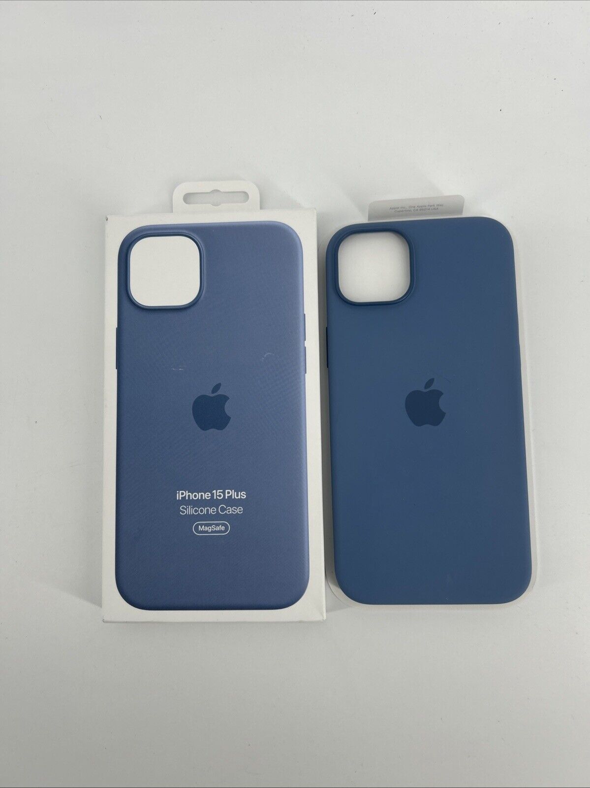 Apple Silicone Case with MagSafe for iPhone 15 Plus - Winter Blue