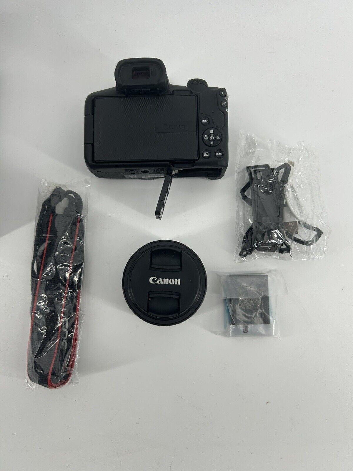 Canon EOS R50 4K Video Mirrorless Camera with RF-S 18-45mm f/4.5-6.3 IS STM Lens