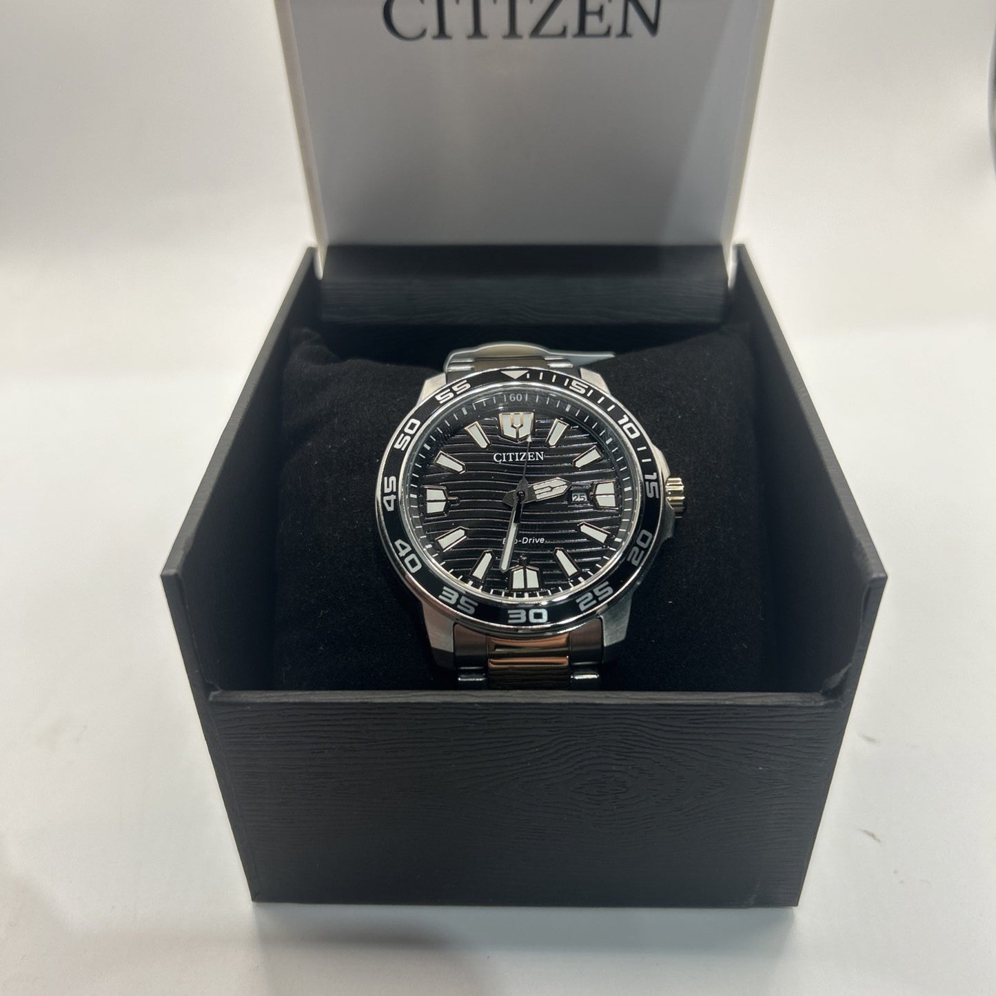 Citizen Men's Sport Casual 3 Hand Calendar Eco-Drive Two Watch 45 MM AW1706-52E
