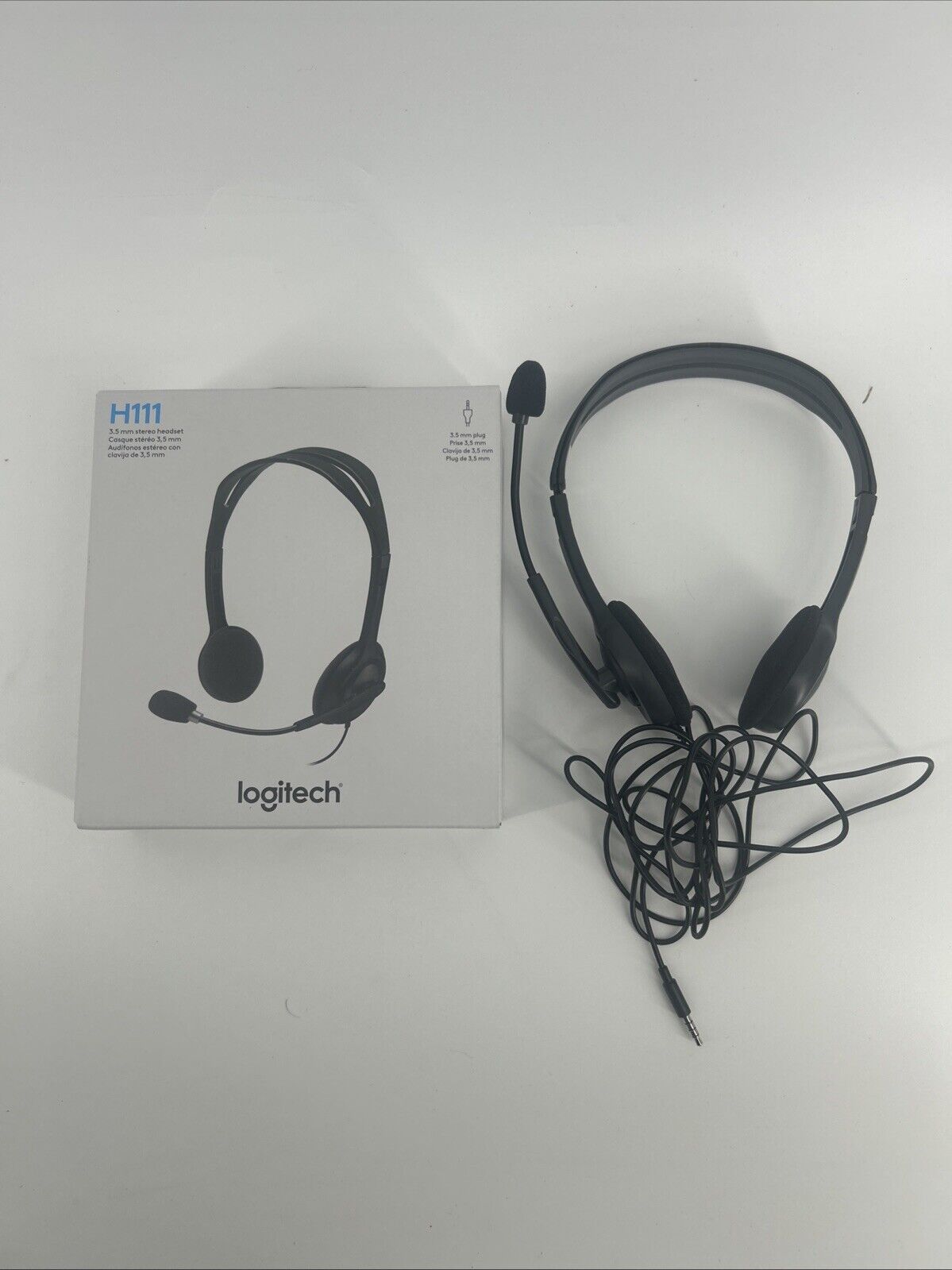 Logitech H111 Wired Stereo Headset with Mic 3.5mm Jack PC Mac Laptop USA Seller