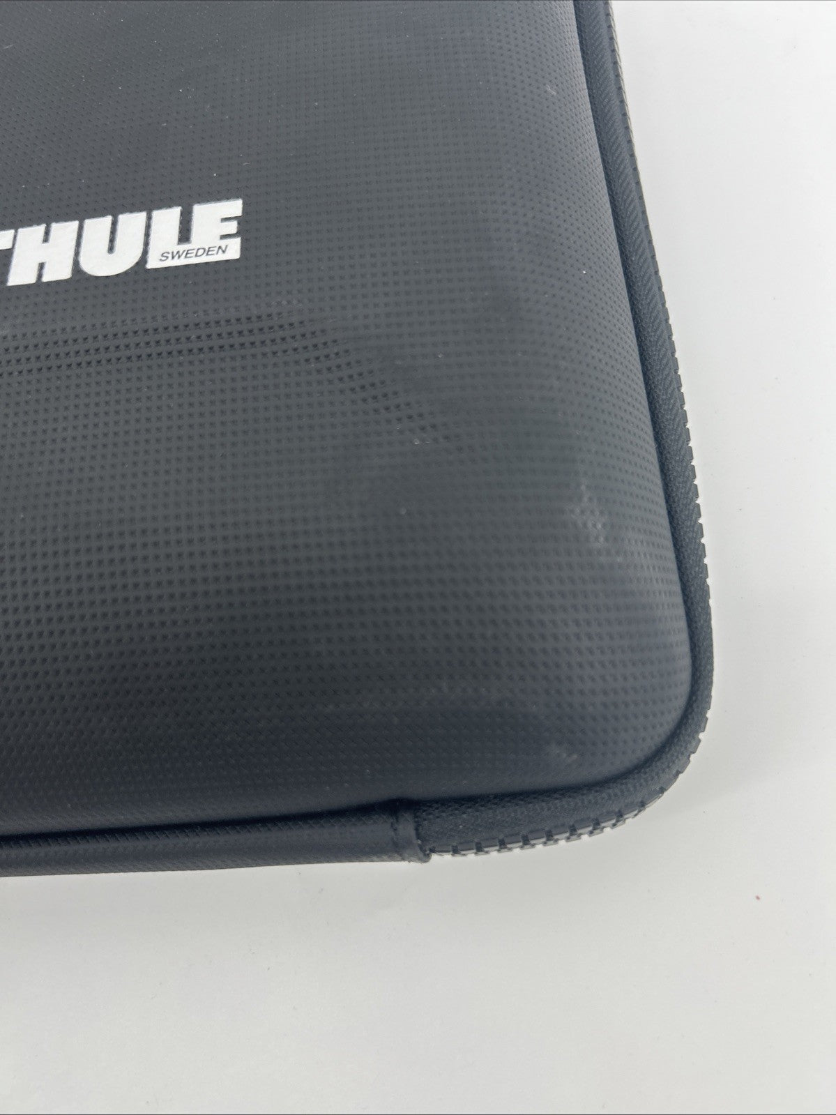 Thule Gauntlet 4 Attache Briefcase for 13" Macbook Pro & MacBook air