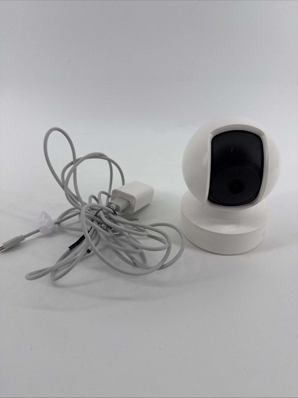 TP-Link Kasa Spot Pan Tilt 2K QHD Color Night Vision Camera - White