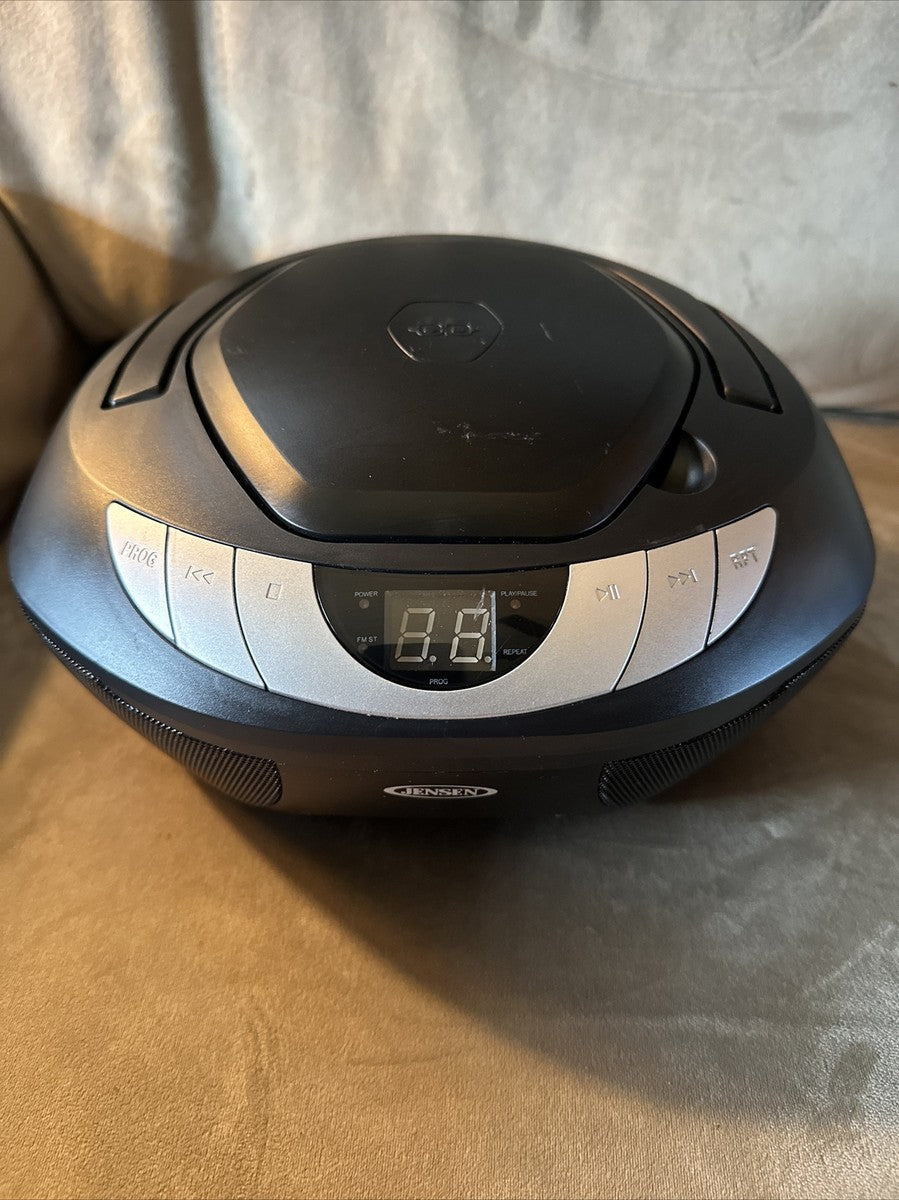 JENSEN CD AM/FM Radio Boombox with LED display - Black (CD-475)