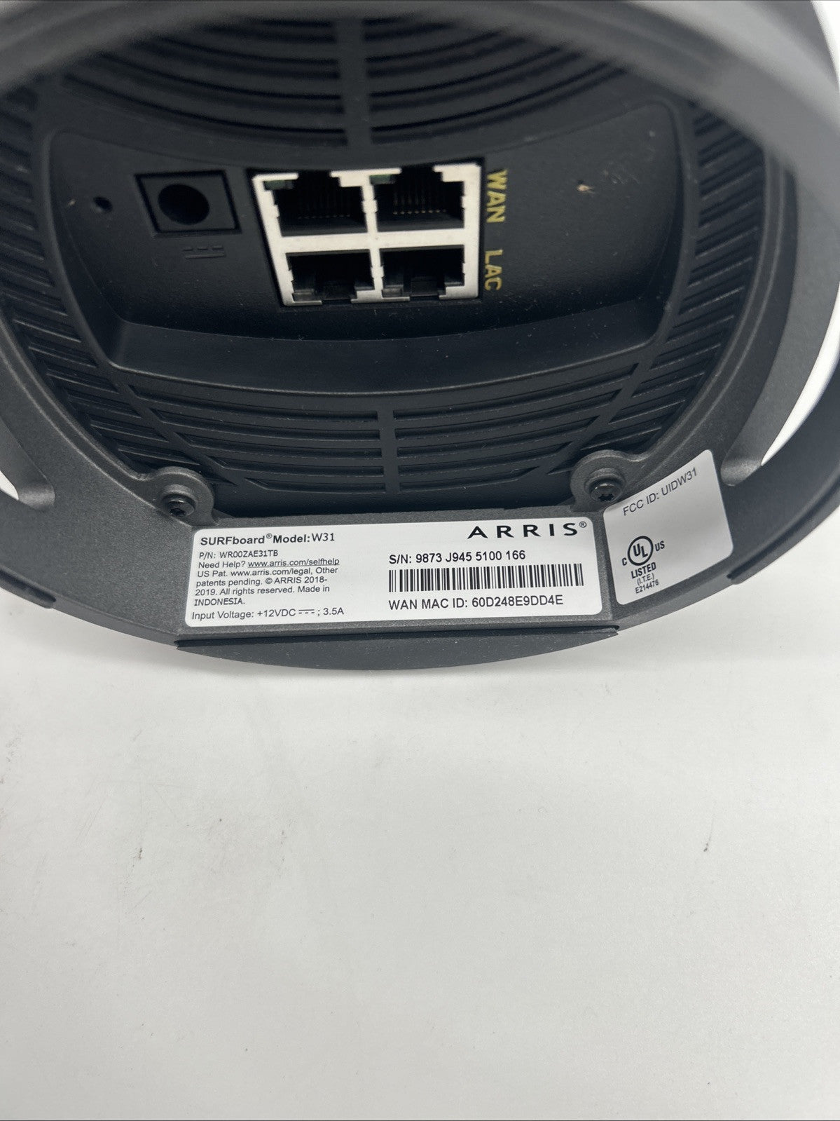 ARRIS mAX Pro W31 3 Port Gigabit Wi-Fi Router - Black