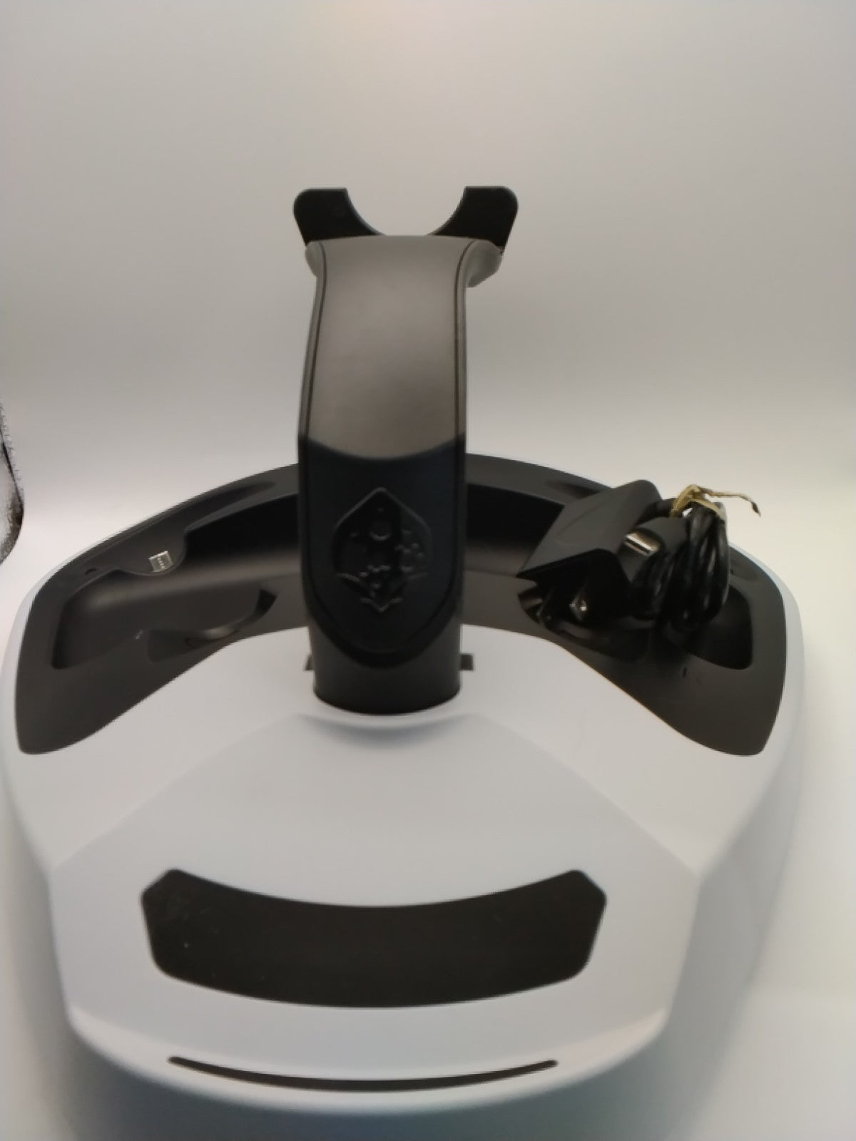Collective Minds PSVR2 Showcase Premium PSVR2 Charger and Display  (PlayStation)