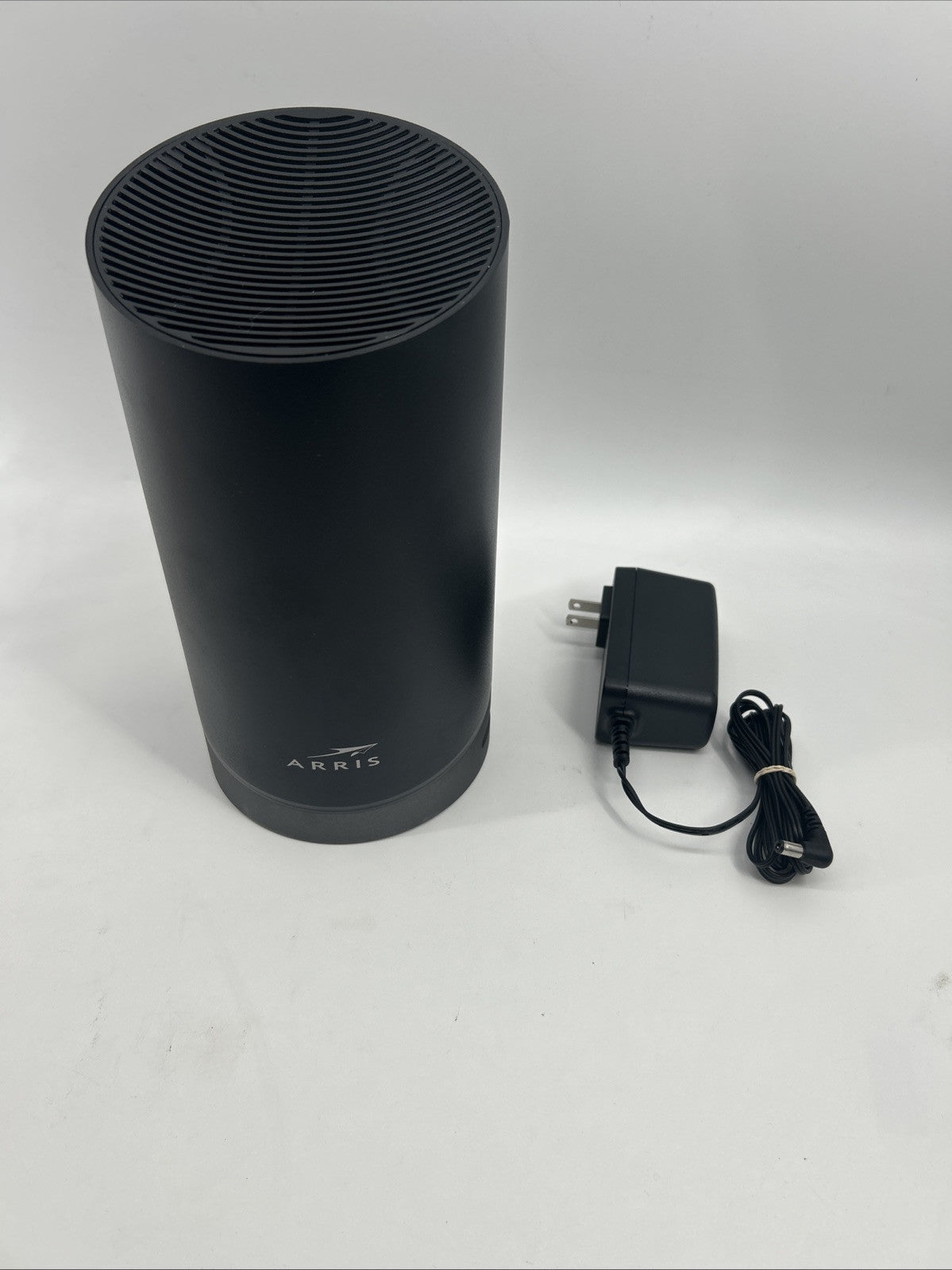 ARRIS mAX Pro W31 3 Port Gigabit Wi-Fi Router - Black