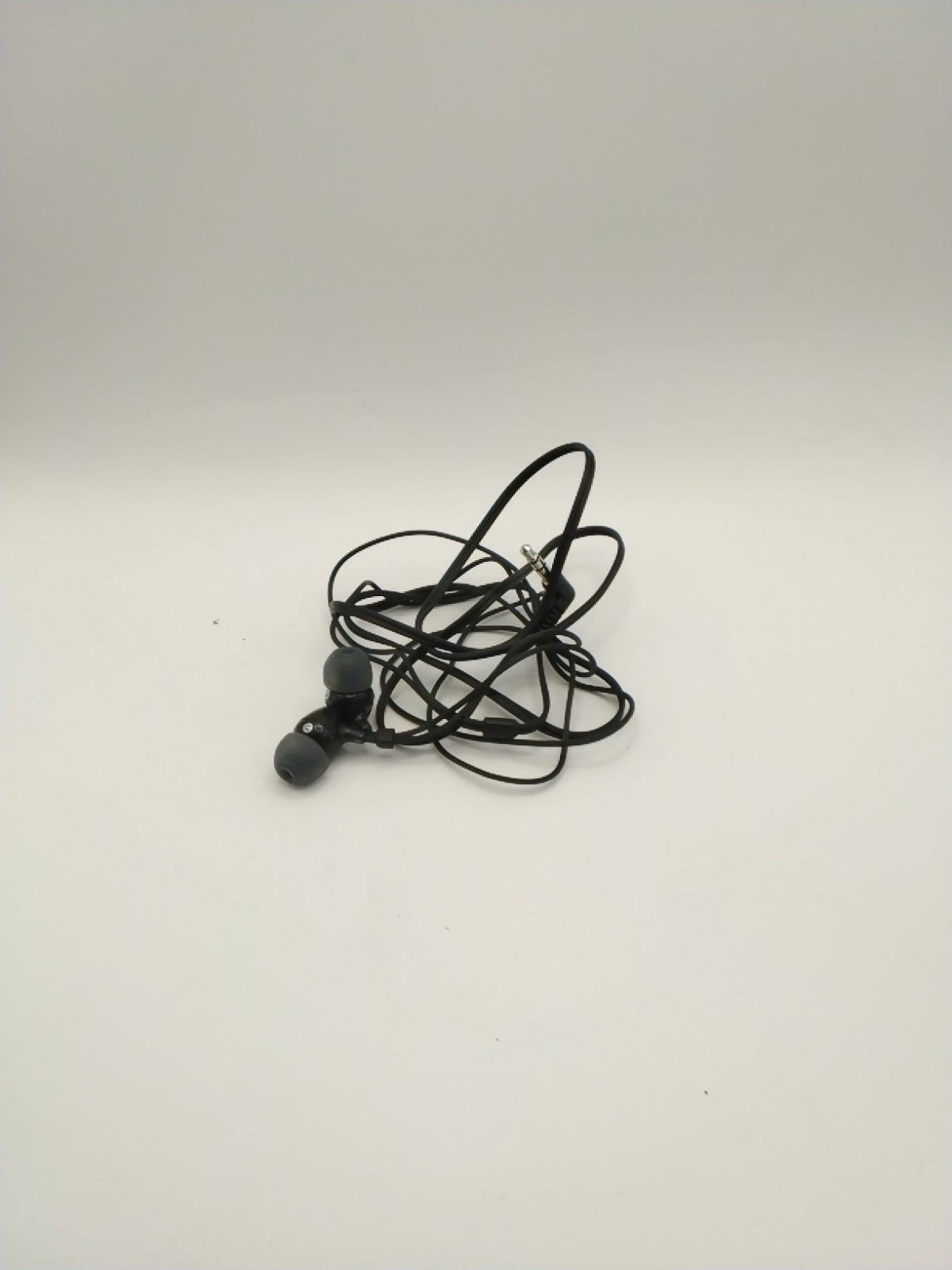 Sony MDREX15LP in-Ear Earbud Headphones, Black