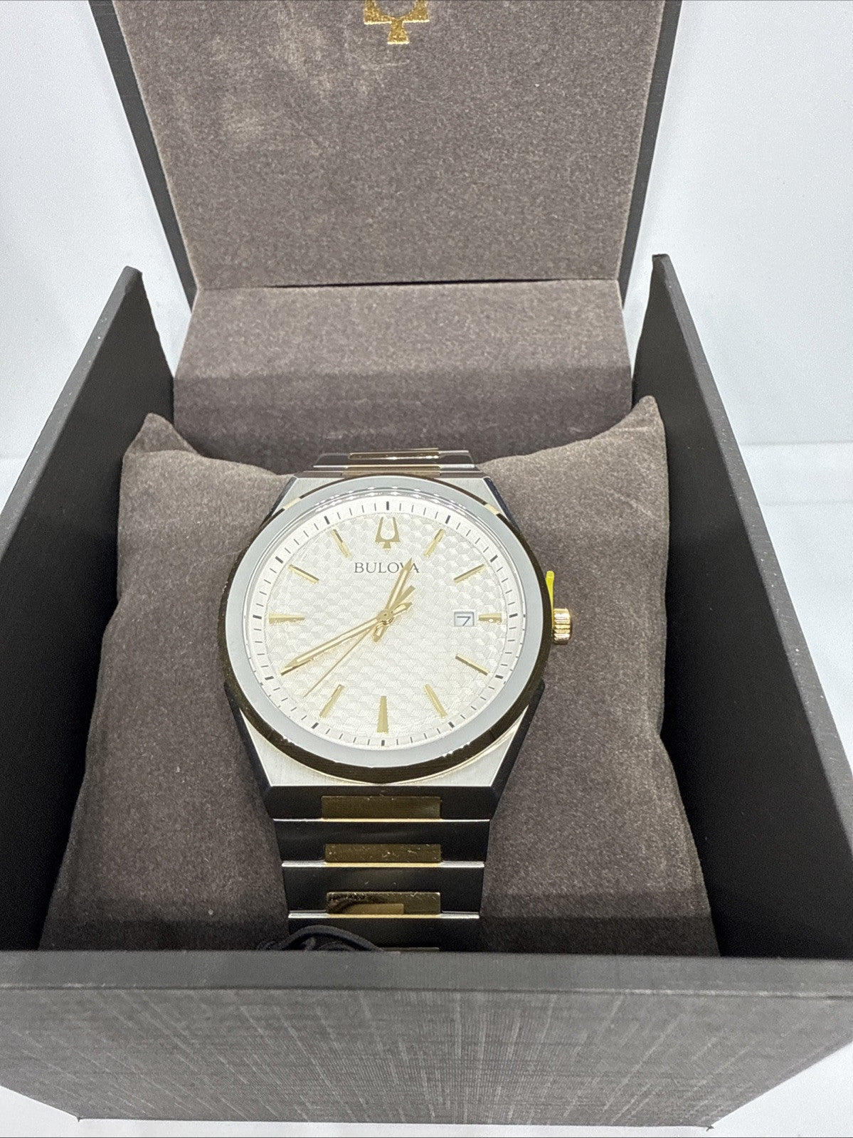 Bulova Classic 98B424 Men's 39mm Two-Tone Stainless Steel Quartz Watch NWT