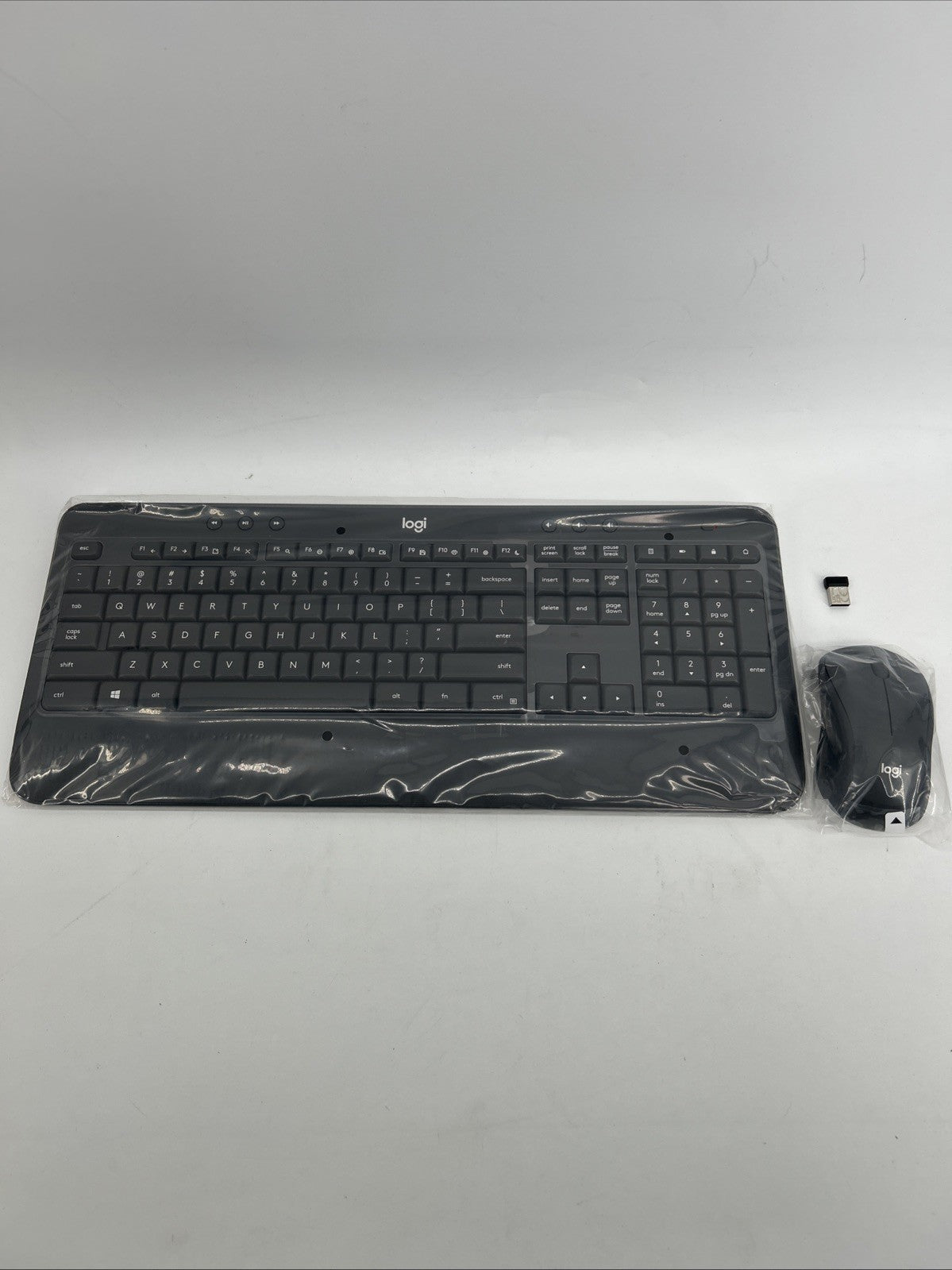 Logitech MK540 Wireless Keyboard & Mouse Combo for Windows, 3-Year Battery Life