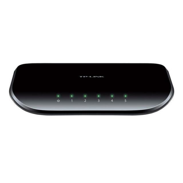 TP-Link 5 Port Gigabit Ethernet Network Switch | Plug and Play | Desktop or Wall
